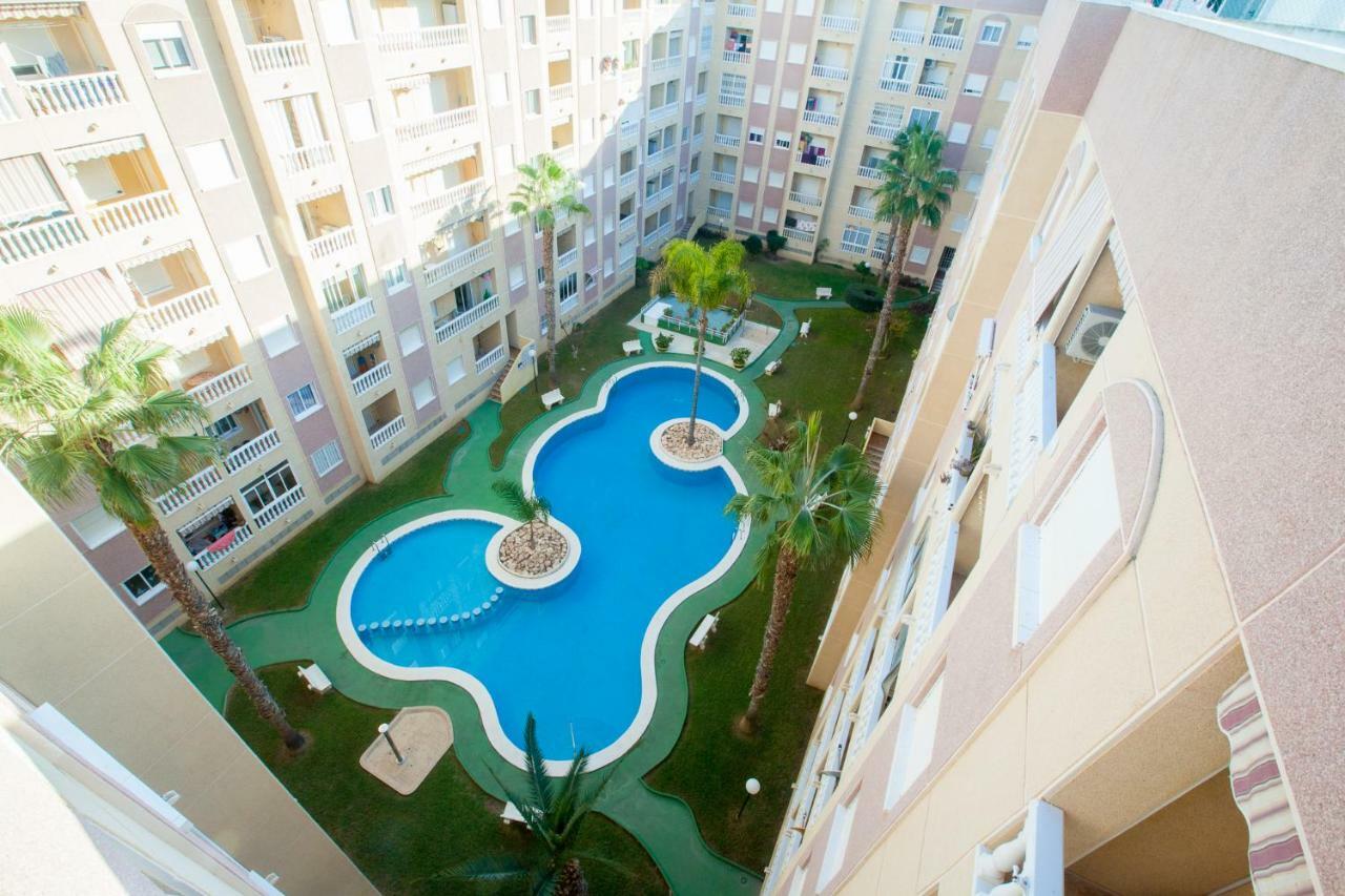 Apartment On San Julian Torrevieja Bagian luar foto