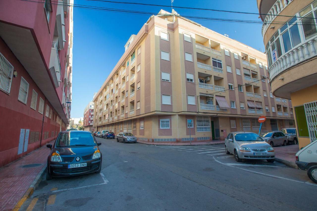 Apartment On San Julian Torrevieja Bagian luar foto